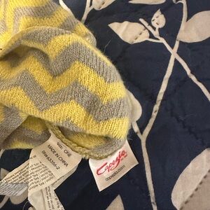 Capezio Yellow and Gray Chevron leg warmers